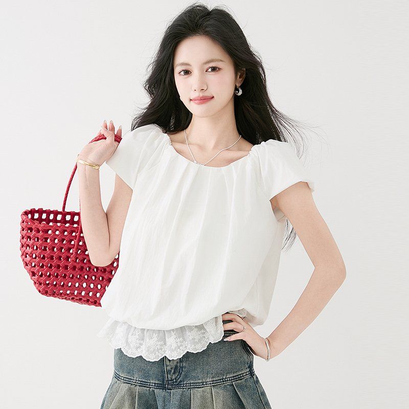 여성 여름 스퀘어넥 퍼프 반팔 블라우스 레이스 밑단 셔링 루즈핏 데일리룩 캐주얼룩 아이보리 - 상세 이미지 5