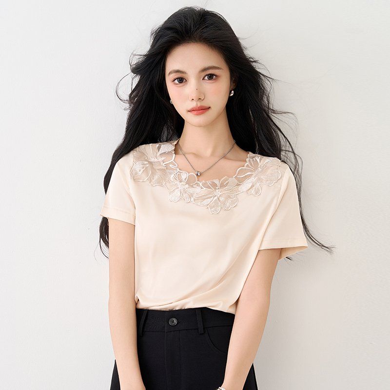 봄 여름 여성 스트레이트핏 라운드넥 레이스넥 반팔 티셔츠 블라우스 오피스룩 - 상세 이미지 5