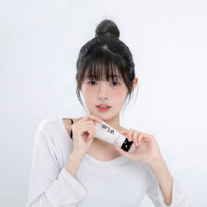 [1+1] 화이트홀릭 퀵 화이트닝 톤업크림 미백쌩얼크림 50ml, 2개 솔직 후기 | 피부 타입별 분석 - 상품 이미지 4