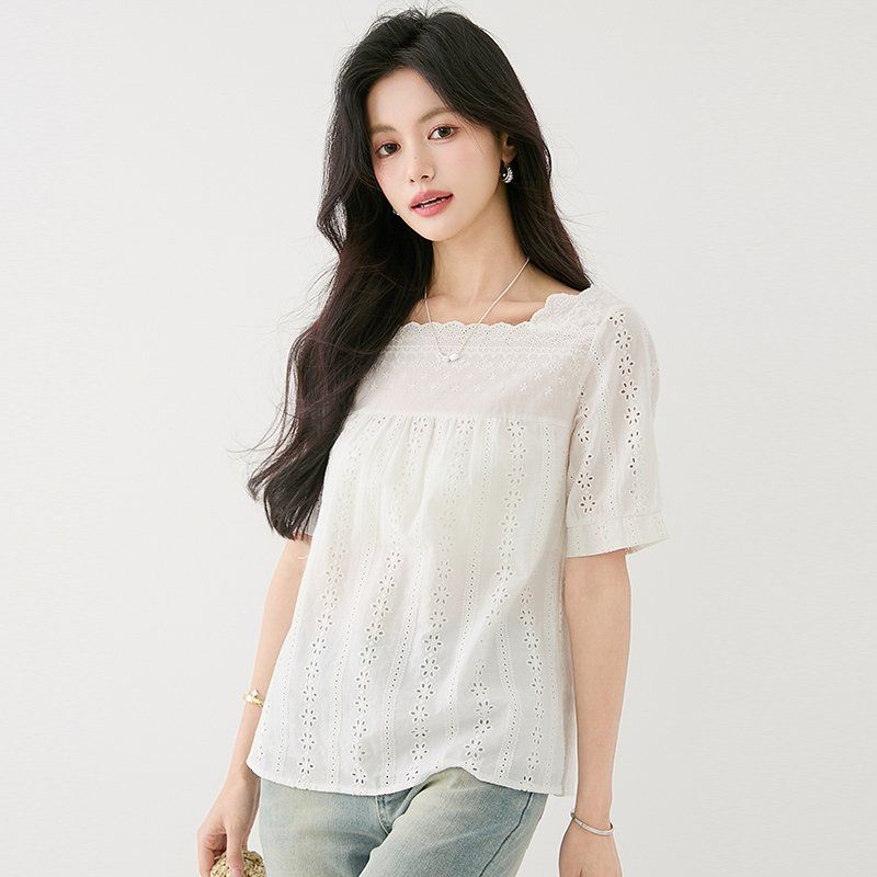 여성 여름 펀칭 레이스 스퀘어넥 반팔 블라우스 데일리룩 캐주얼룩 백화점 스타일 아이보리 - 상세 이미지 3