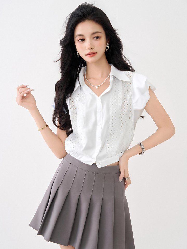 봄 여름 여성 펀칭 프릴소매 밑단밴딩 크롭 셔츠 블라우스 폴로카라 캐주얼룩 화이트 - 상세 이미지 4