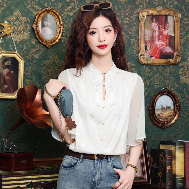 봄 여름 여성 스트레이트핏 5부소매 스탠드칼라 나비매듭 태슬 블라우스 빅사이즈 아이보리 - 상세 이미지 5