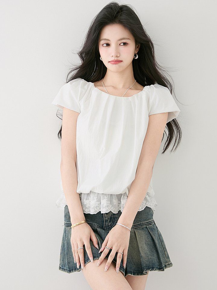 여성 여름 스퀘어넥 퍼프 반팔 블라우스 레이스 밑단 셔링 루즈핏 데일리룩 캐주얼룩 아이보리 - 상세 이미지 3