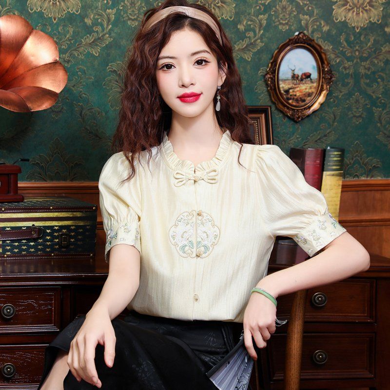 봄 여름 여성 스트레이트핏 프릴넥 리본 자수 반팔 블라우스 빅사이즈 페미닌룩 아이보리 - 상세 이미지 2
