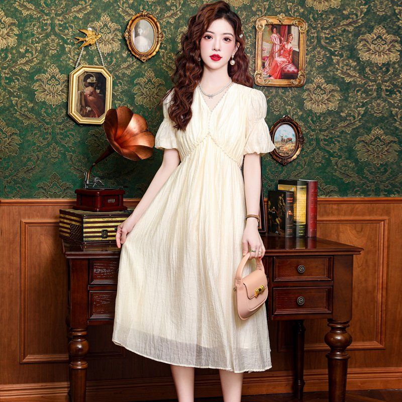 봄 여름 여성 X라인 브이넥 진주넥 퍼프소매 셔링 주름 롱원피스 데이트룩 아이보리 - 상세 이미지 2