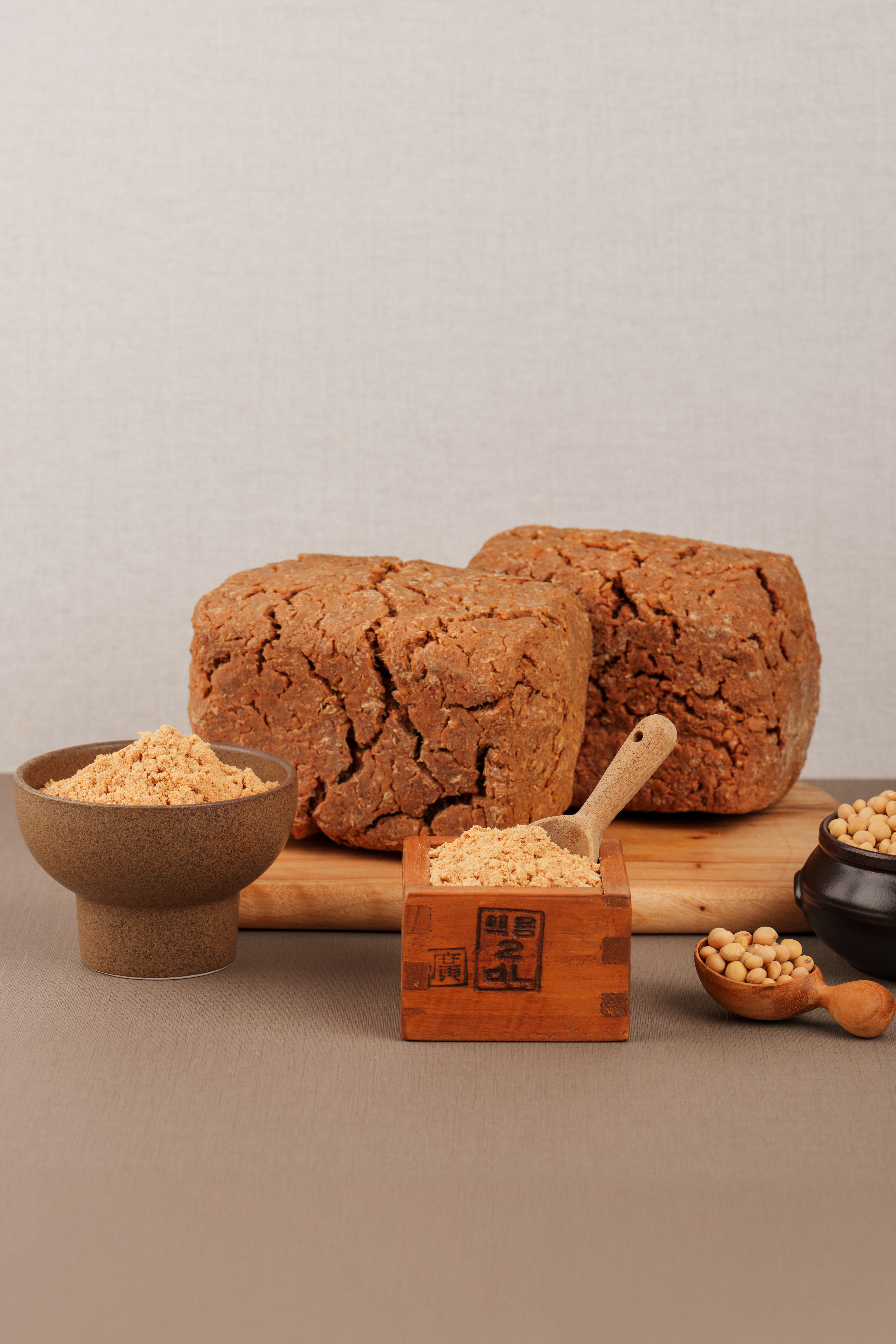 해남 전통 국산콩 메주 1덩이(숯+고추), 메주가루1kg(막장용) 이미지 7
