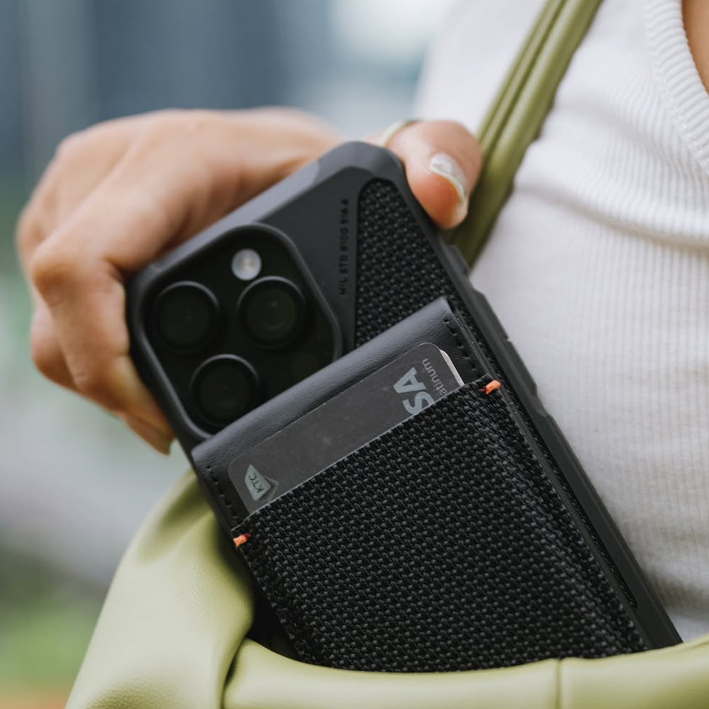UAG 메트로폴리스 맥세이프 킥스탠드 카드지갑 수납 거치대 이미지 3