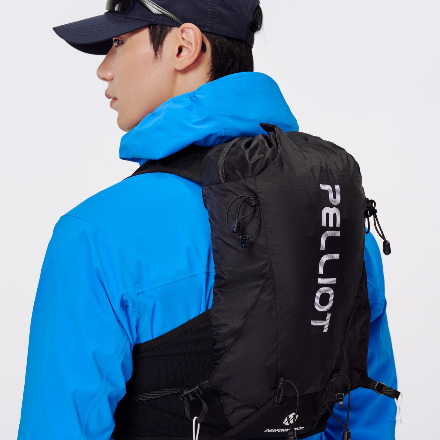 펠리엇 퍼포먼스 R-Pro Vest 경량 러닝 베스트 백팩 10L 164025003 - 상세 이미지 4