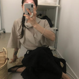 다지 여성 리버시블 랩 리본 핀턱 오버핏 루즈핏 반팔 빅카라 블라우스 착용 후기 | 사이즈/핏 총정리 - 상품 이미지 1