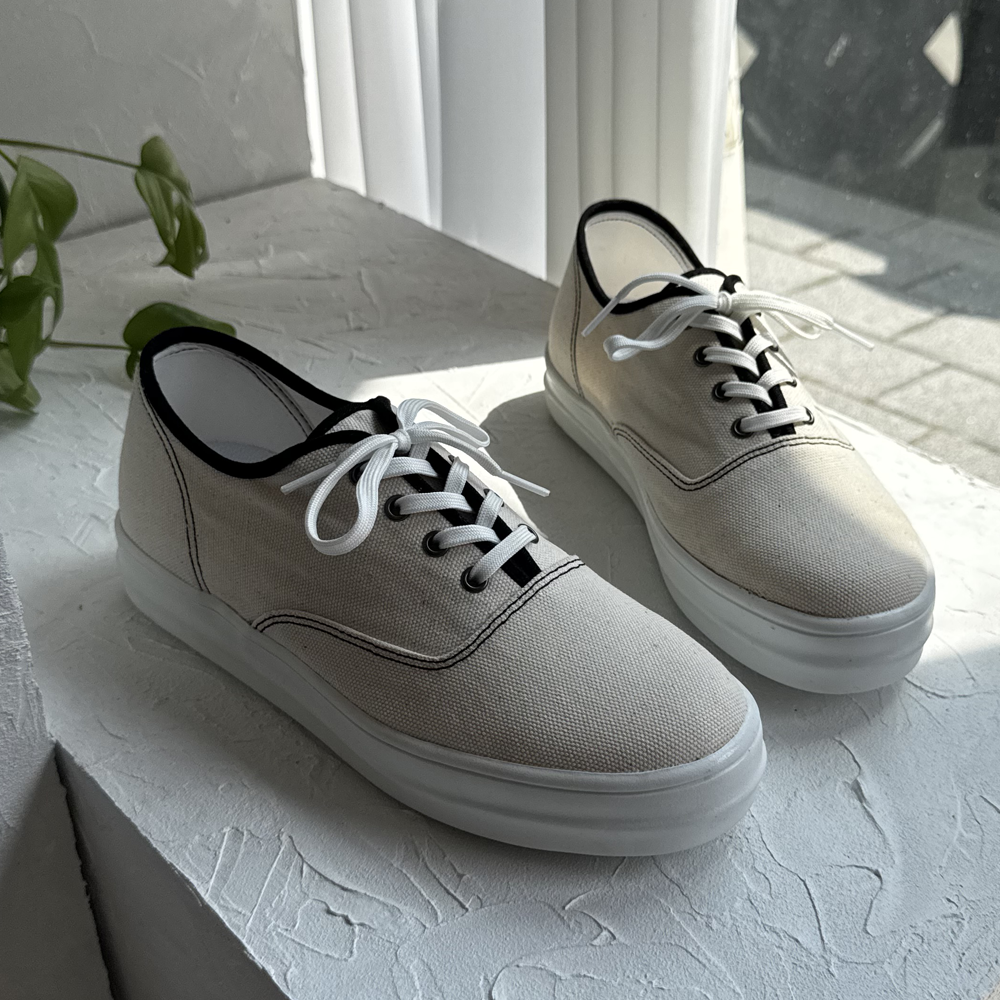 4cm 데이핏 캔버스 스니커즈 - 상품 이미지