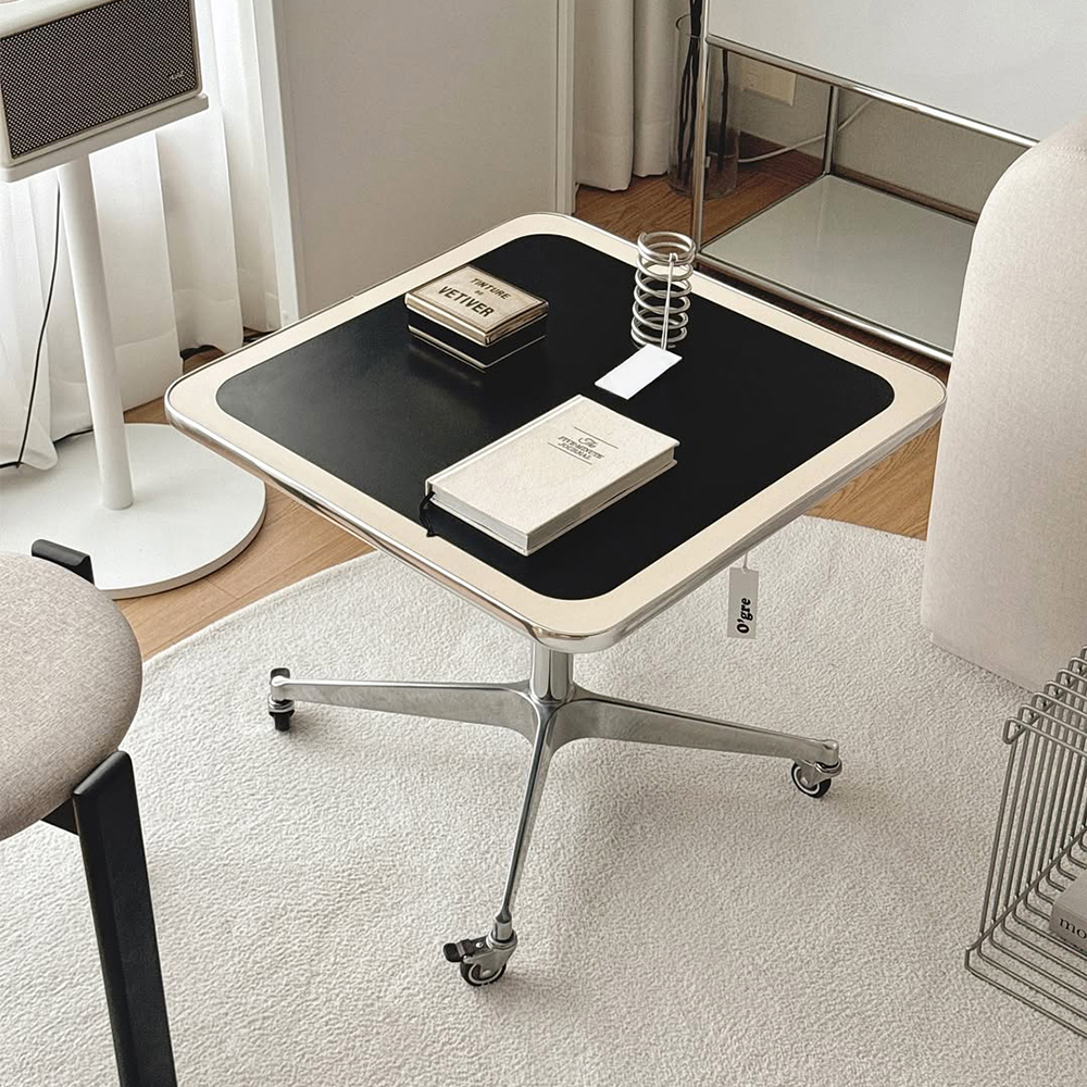 오그레 톤톤 스퀘어 휠 소파 테이블