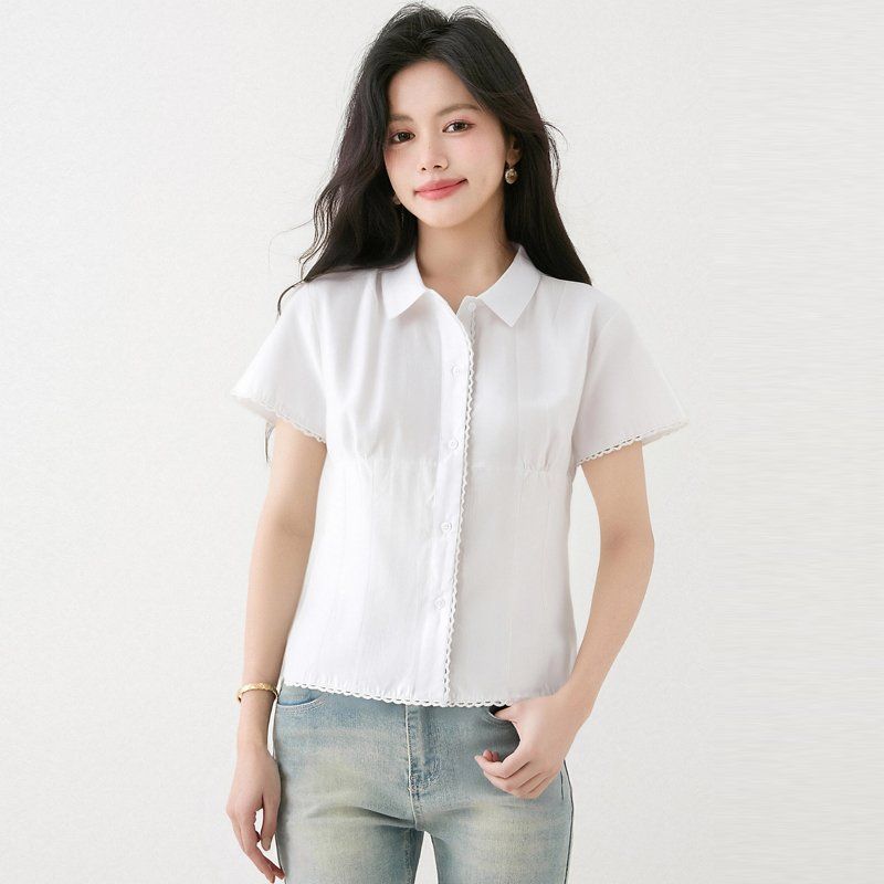 여성 봄 여름 슬림핏 크롭 반팔 카라 셔츠 물결라인 데일리룩 출근룩 OL스타일 - 메인 이미지