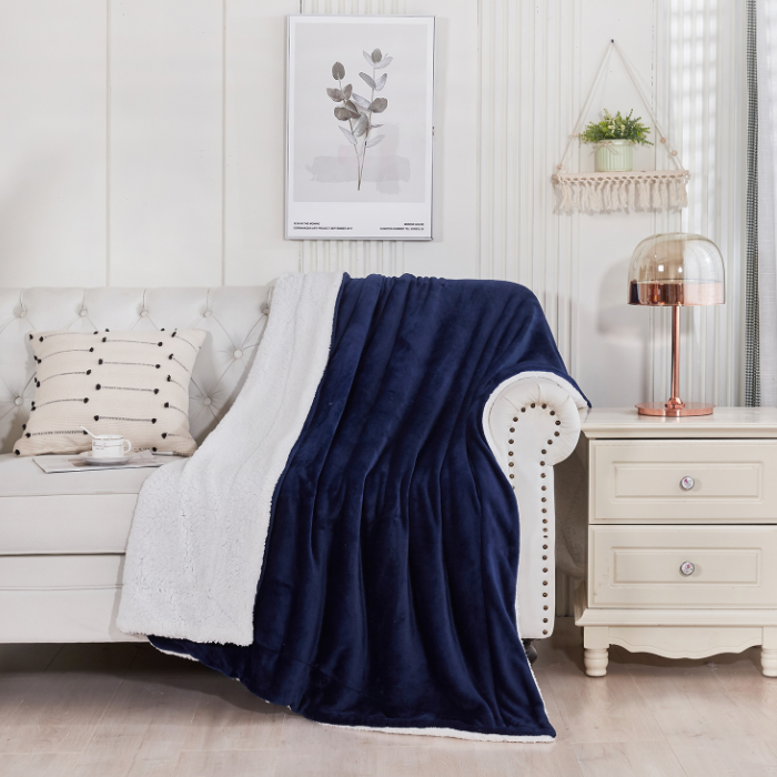 두꺼운 극세사 이불 무릎 담요 양털 캠핑 150x 200 양모 캠핑이불 블랭킷 밍크