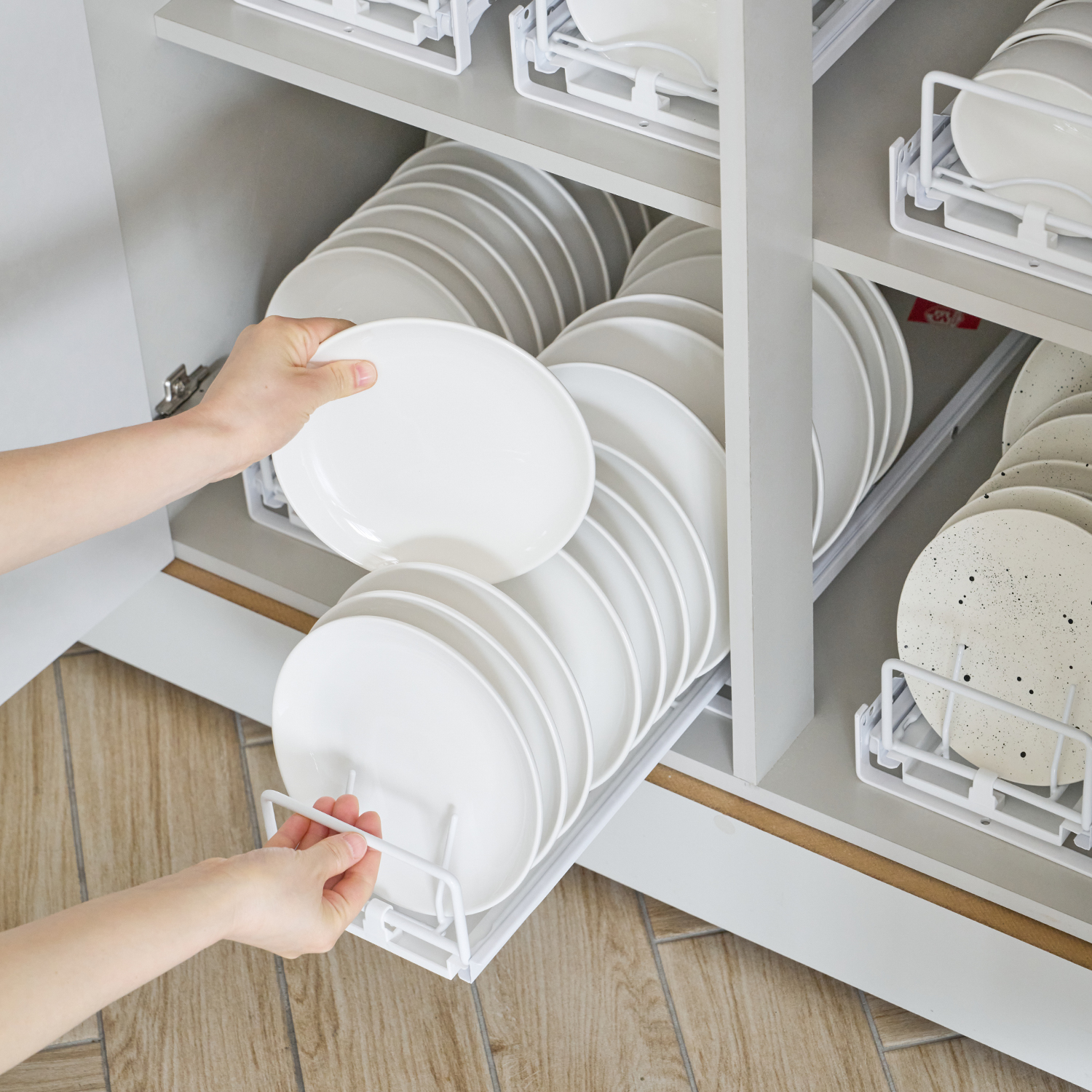 코드리빙 밥 그릇 접시 정리 슬라이딩 그릇 정리대 정리함 냄비 뚜껑 거치대 선반 키친랙 제품 이미지