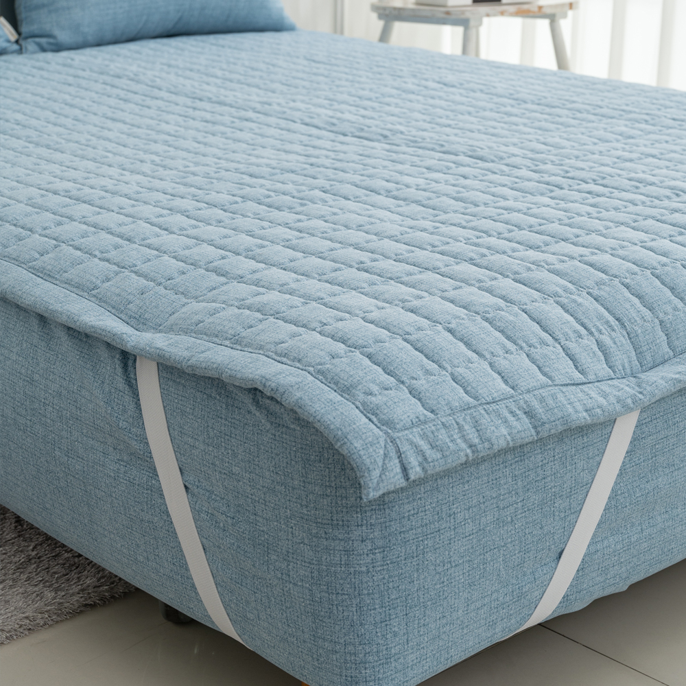 슈퍼 싱글 논슬립 4면 밴딩 카페트 겸용 누빔 패드 침대 사계절 이불 ss 침대극 세사