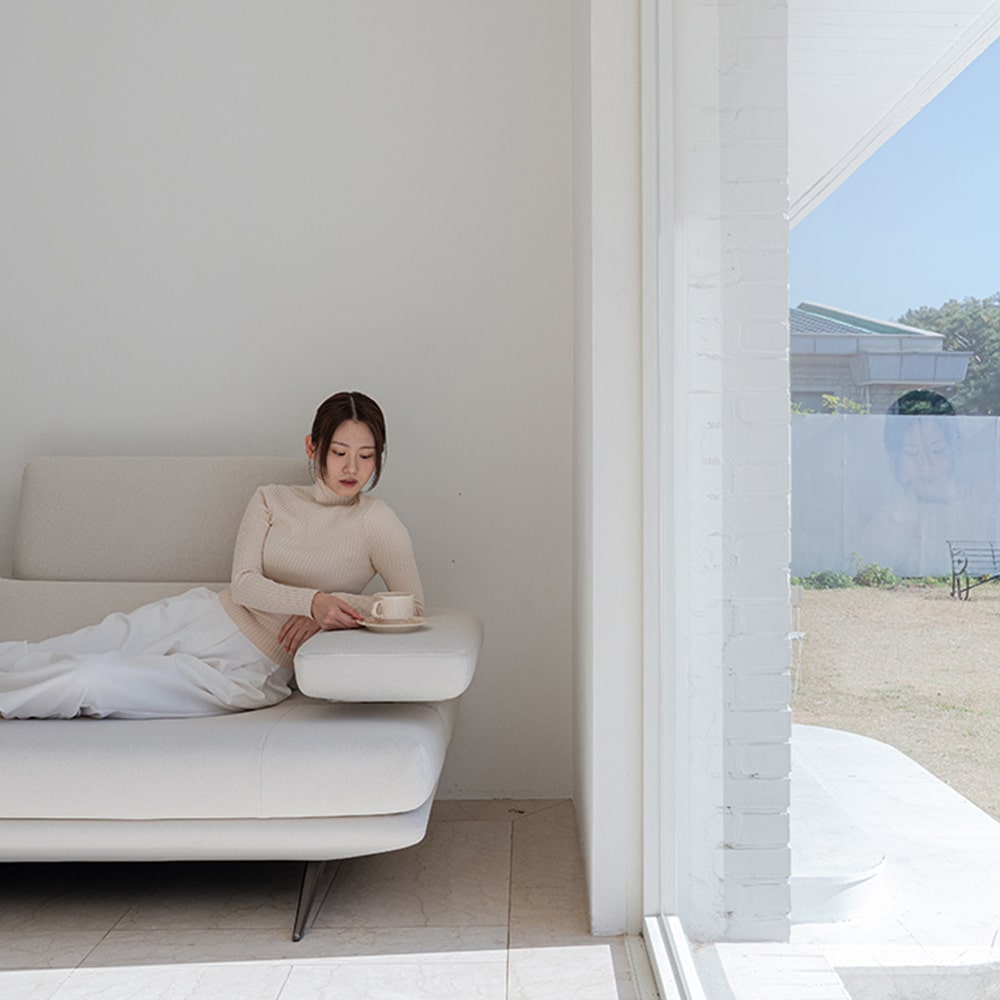 헨지디자인 라파엘 리프트 4인 테라 패브릭소파 홈카페 신혼가구