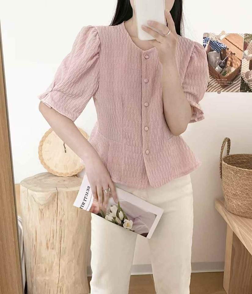 사방스판 퍼프소매 셔링반팔블라우스 프릴 허리슬림핏숏자켓대용 하단플레어블라우스 이미지 4