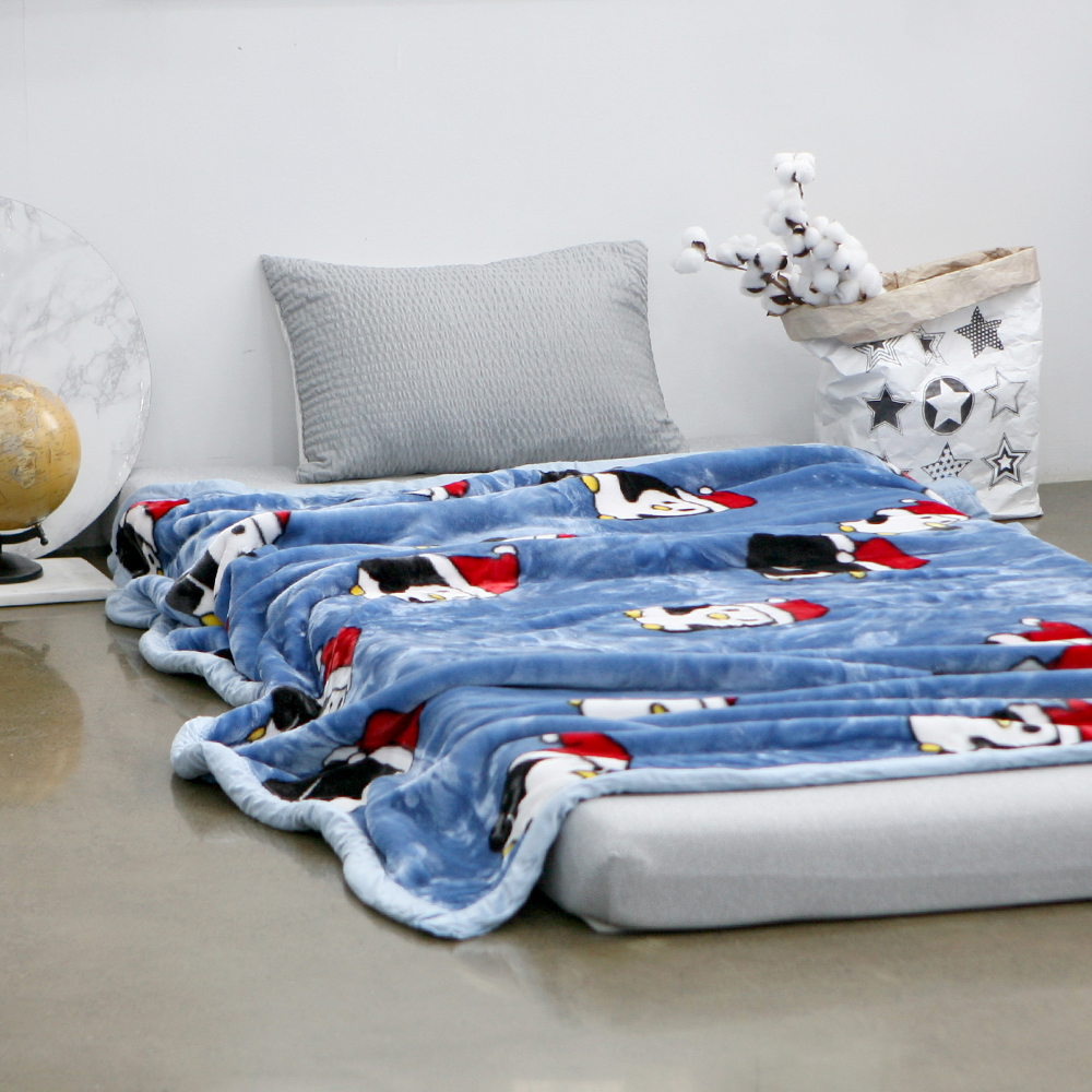 산타 펭귄 겨울 밍크 담요 극세사 싱글 야외 캠핑 여행 사무실 차박