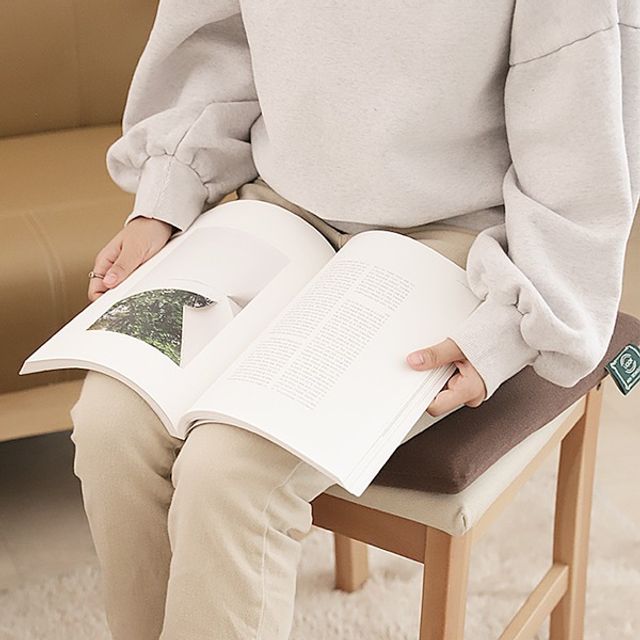 북카페 사무실 공부 집중 고밀도 메모리폼 사각 쿠션 방석 바른 자세 학생 미용 - 상품 이미지