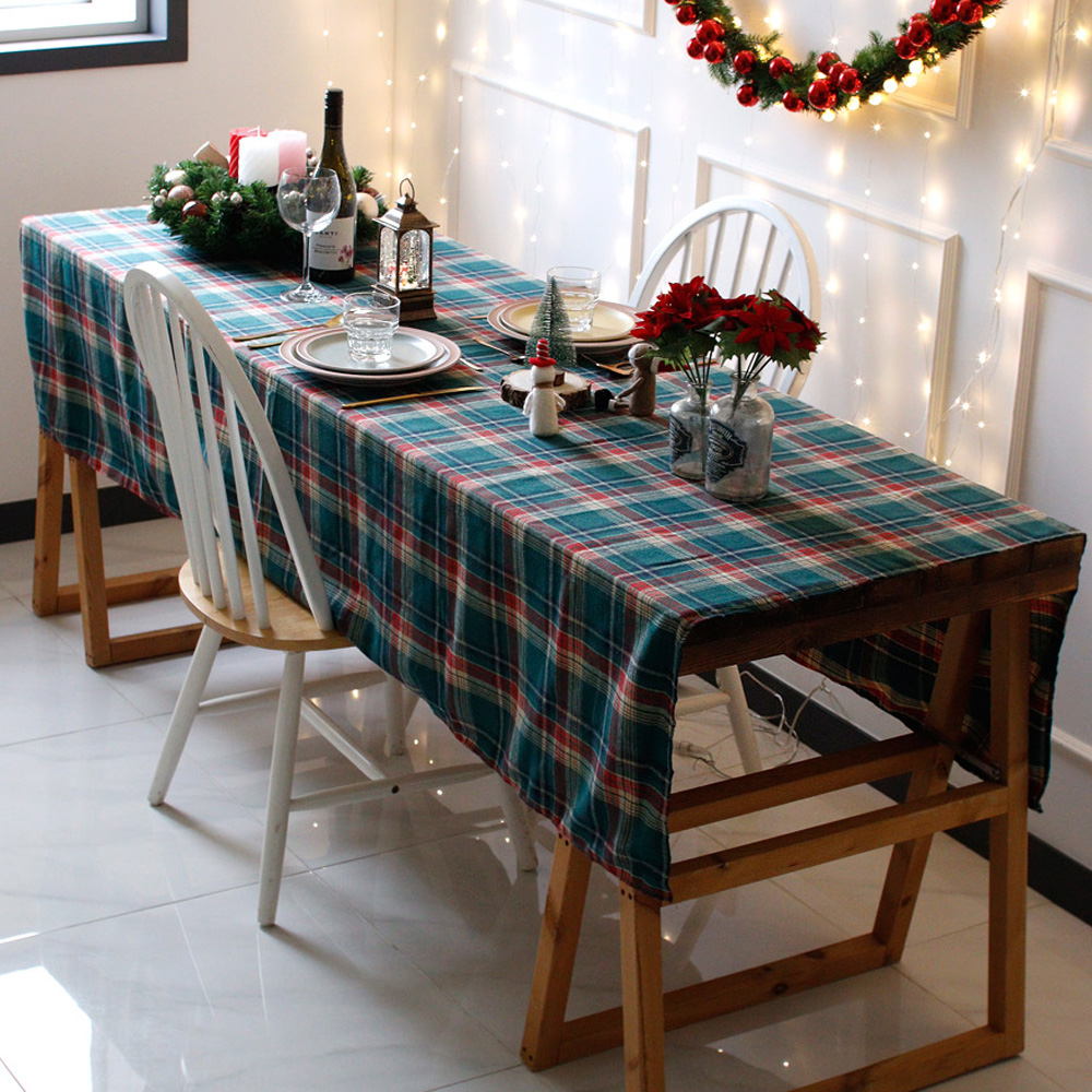 크리스마스 분위기 테이블 커버 200X 140 cm 대형 사이즈 식탁 매트 테이블보