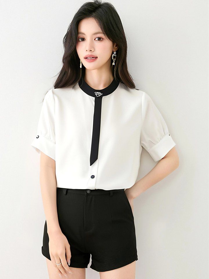 여성 봄 여름 배색 라운드넥 반팔 블라우스 넥포인트 롤업소매 데일리 오피스룩 - 상세 이미지 3
