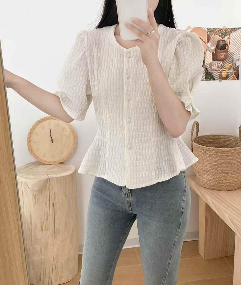 사방스판 퍼프소매 셔링반팔블라우스 프릴 허리슬림핏숏자켓대용 하단플레어블라우스 이미지 3