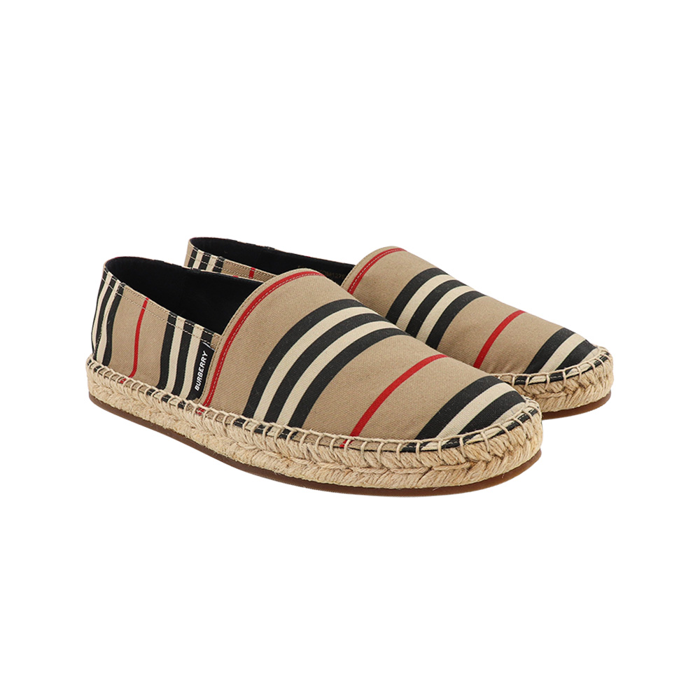 버버리 빈티지 체크 에스파듀 8023969 A7026