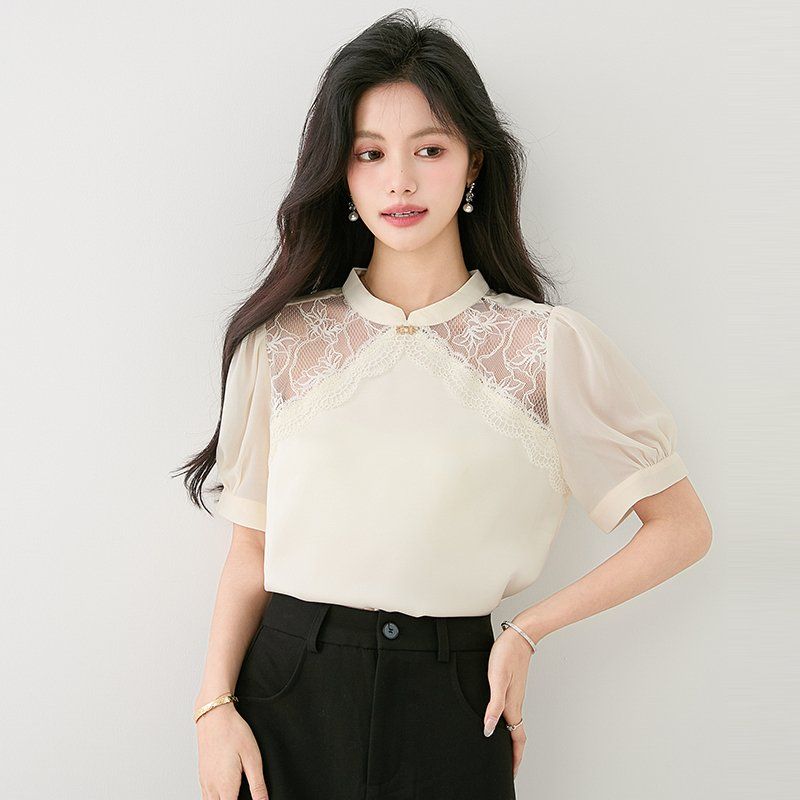 봄 여름 여성 스탠드카라 레이스 반팔 블라우스 퍼프소매 단정한 페미닌 오피스룩 - 상품 이미지