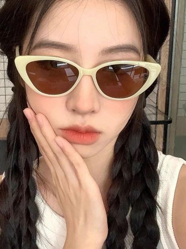 팽봉팽봉 곽동연 선글라스 1화 옷 패션 캣츠아이 안경 이미지 6