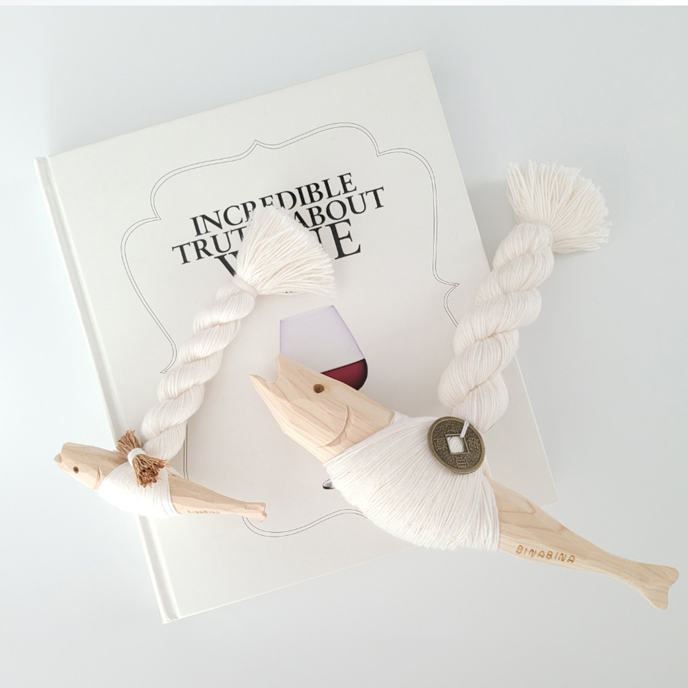 [명장 수제작]차량용 편백나무 원목 비나비나 행운의 액막이명태 자동차 룸미러걸이 북어 부적