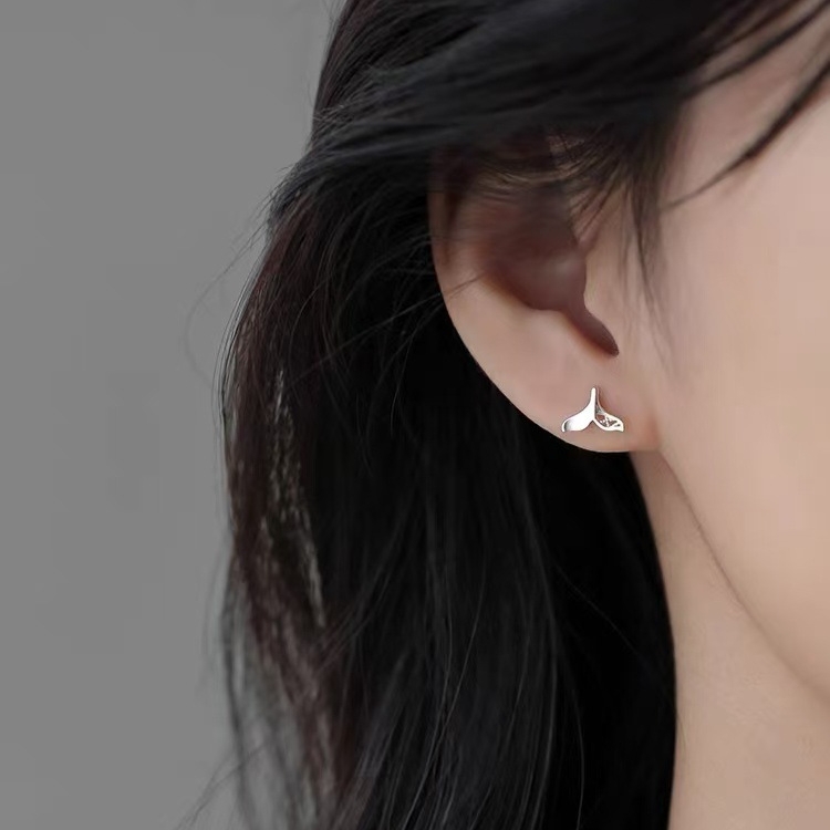 웨이브 테일 실버 피어싱 N223 - 메인 이미지