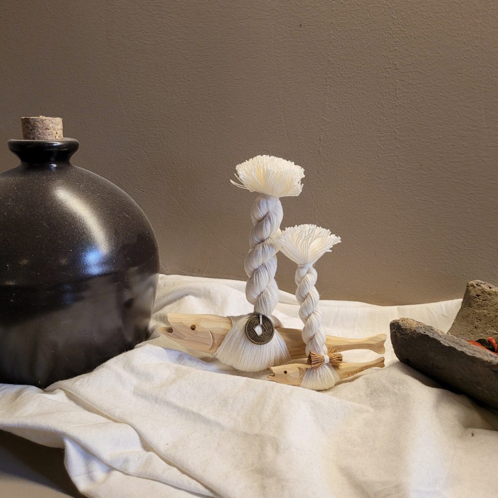 [명장 수제작]차량용 편백나무 원목 비나비나 행운의 액막이명태 자동차 룸미러걸이 북어 부적