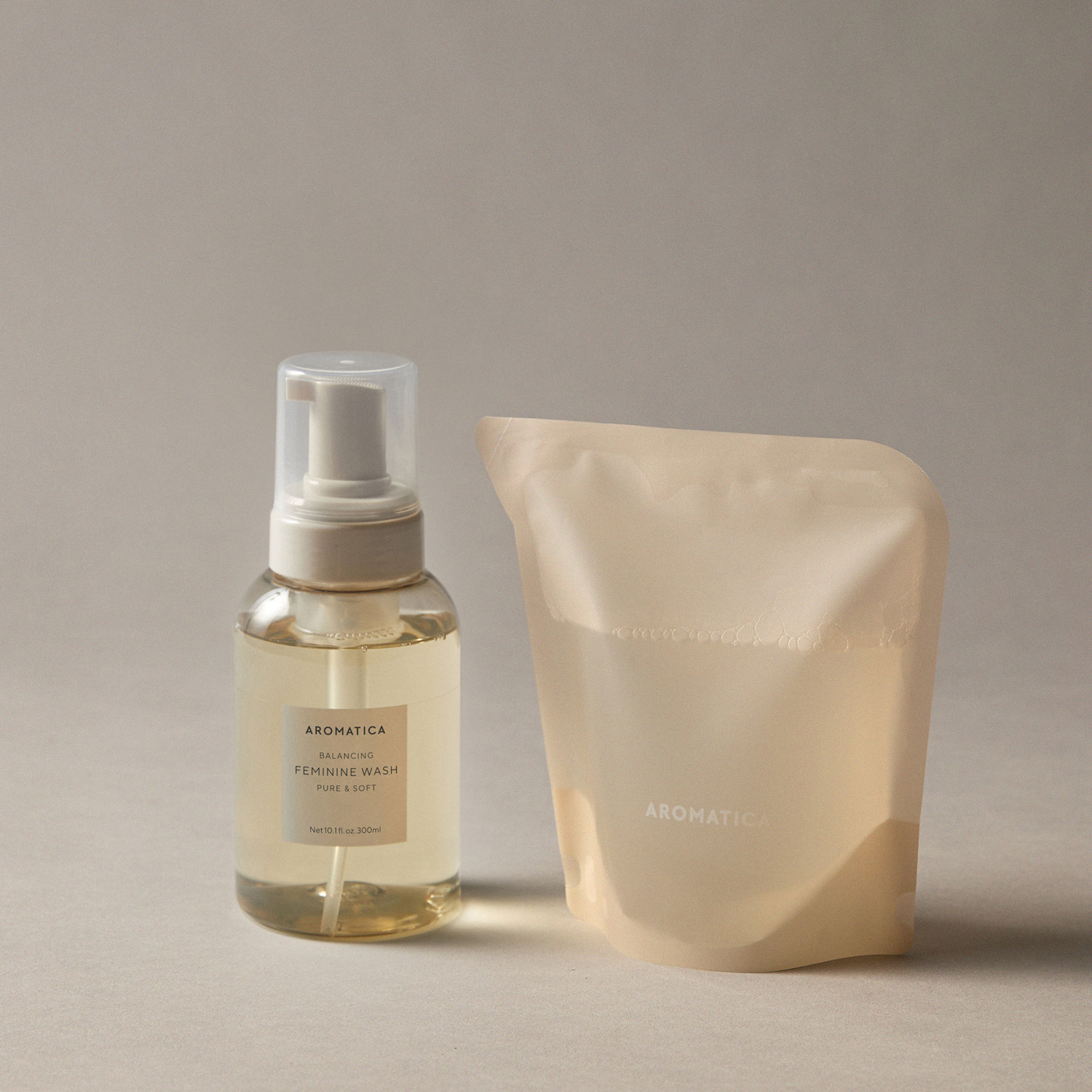 아로마티카 퓨어 앤 소프트 여성청결제 본품 & 리필 세트 (본품 용량 선택 + 리필 300ml) 이너퍼퓸 와이클렌저 y존케어 저자극 페미닌워시