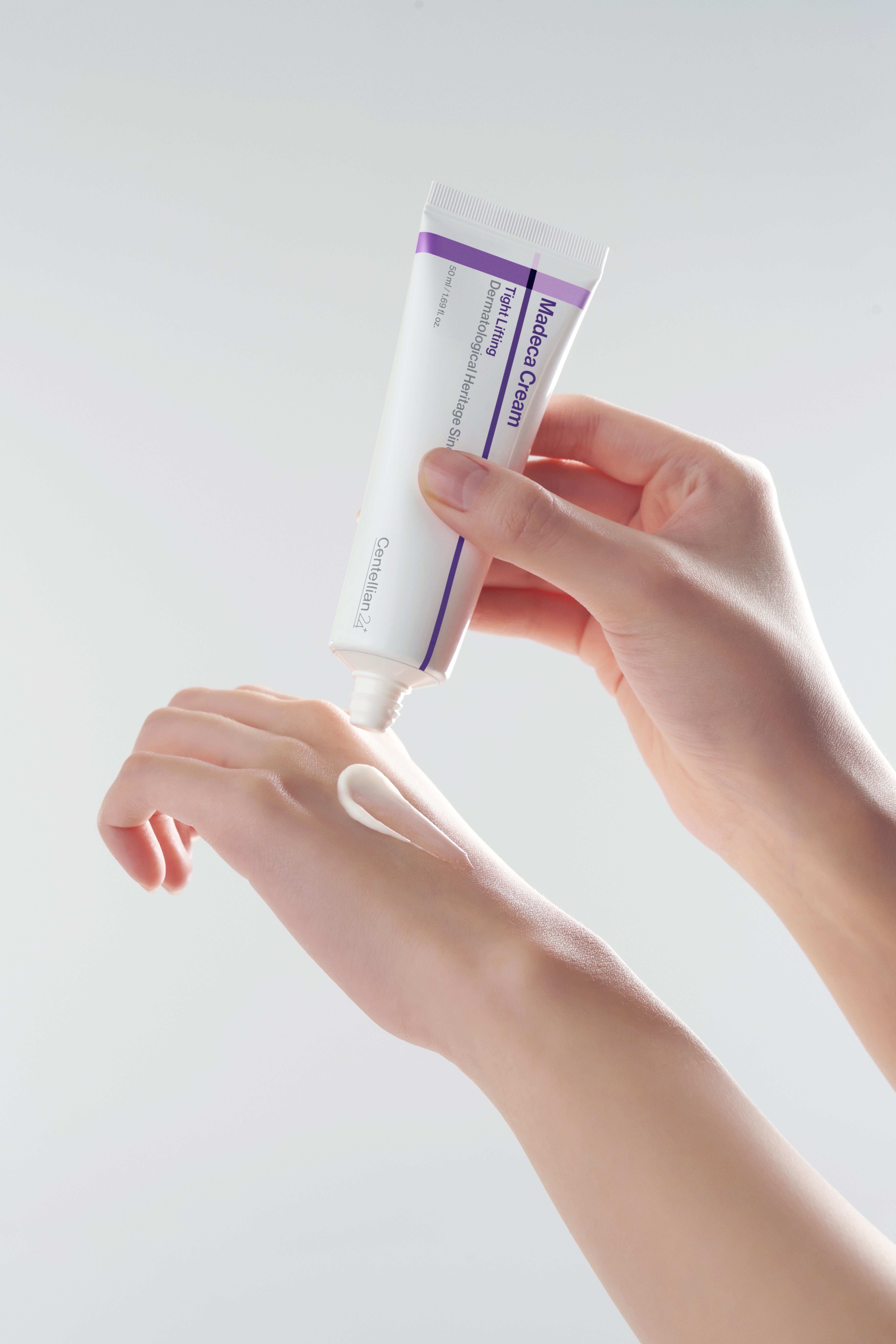 [슈퍼적립]동국제약 센텔리안24 마데카크림 올뉴 타이트리프팅50ml 4개+15ml 2개/병풀크림 시카 테카(TECA) 콜라겐 노화 주름개선 안티에이징 보습 탄력에 도움