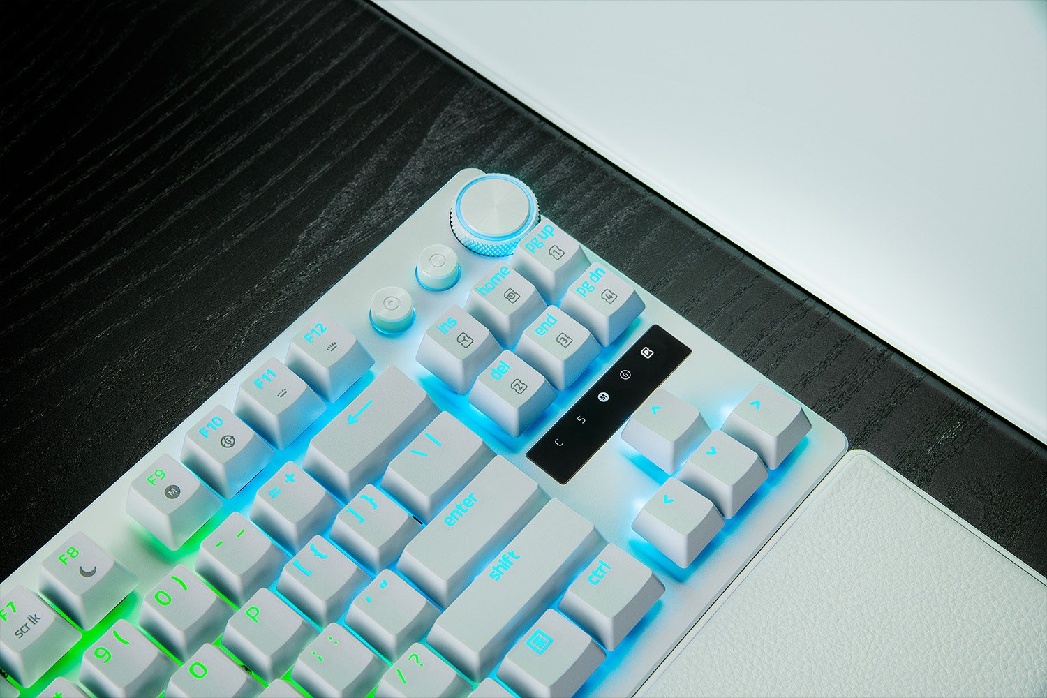 [국내정발] 레이저 헌츠맨 V3 PRO TKL 래피드트리거 화이트 영문, 자석축 - 상세 이미지 4