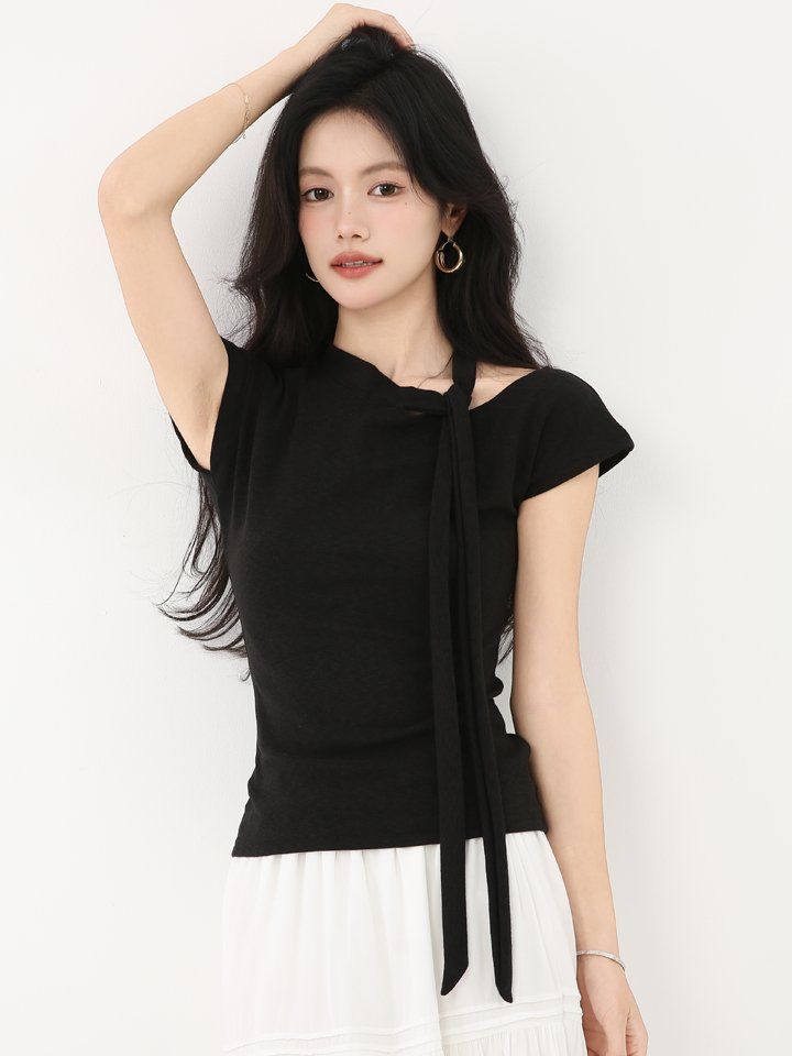 봄 여름 여성 슬림핏 반팔티셔츠 넥스트랩 언발란스넥 홀터넥 데일리룩 라운드넥 - 상세 이미지 5
