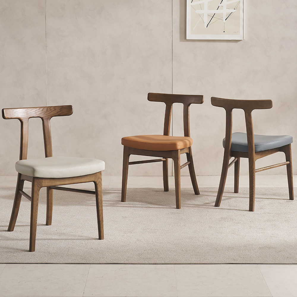 스코나 피어몬 애쉬 원목 실리콘레더 가죽 식탁 의자 다이닝체어