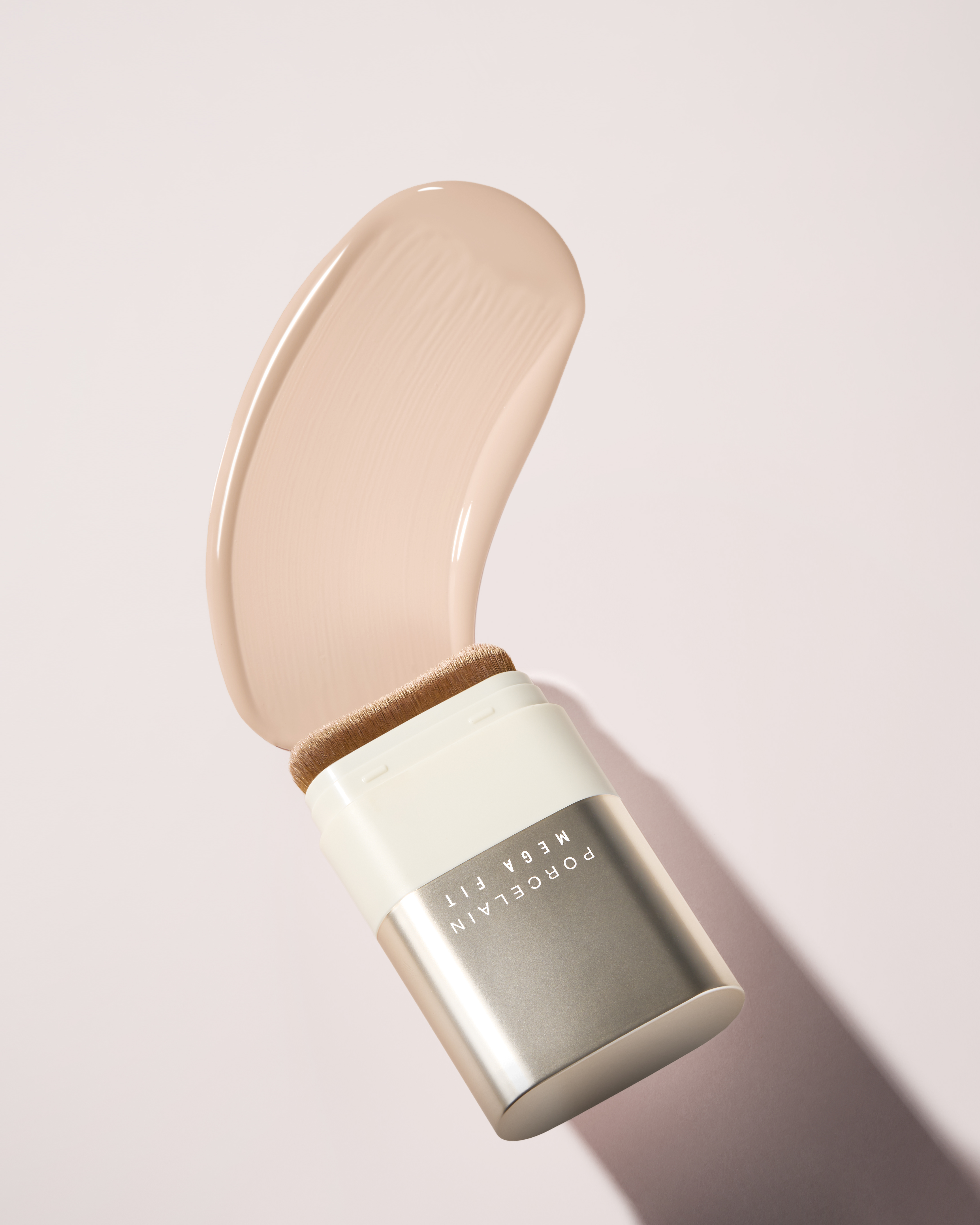 조성아 메가핏 스틱 파운데이션 마스터 포슬린 16g SPF50+ PA++++ 이미지 3