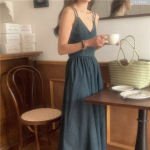 카프리 데님 브이넥 뷔스티에 스모크밴딩 롱원피스 (진청) 봄 여름 레이어... 착용 후기 | 사이즈/핏 총정리 - 상품 이미지 4