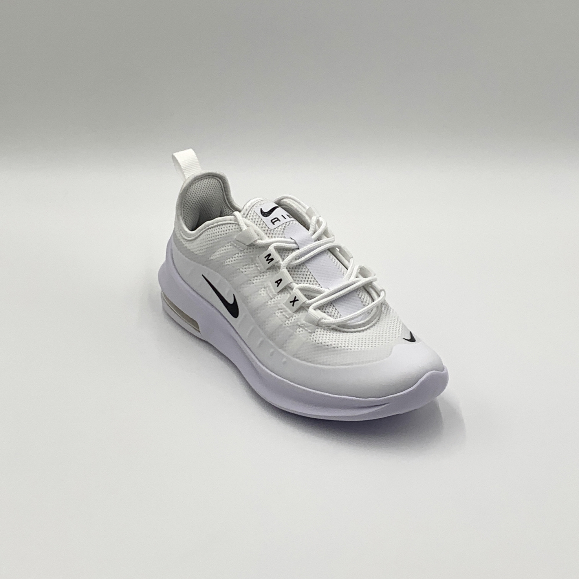 [국내매장판] 나이키 에어맥스 엑시스 발편한 신발 런닝화 헬스화 헬스장 커플 운동화 화이트(GS), 225