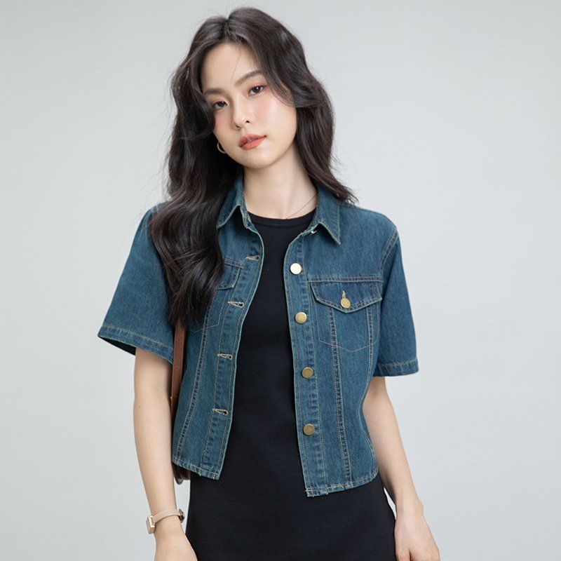 봄 여름 여성 브이넥 크롭자켓 반팔 슬림핏 데님 데일리룩 캐주얼 청자켓 투포켓 면 - 상품 이미지
