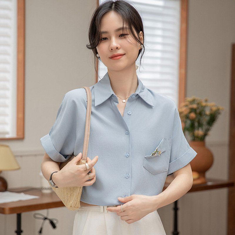 봄 여름 여성 브이넥 반팔셔츠 루즈핏 포켓자수 데일리룩 캐주얼 남방 면블라우스 - 상세 이미지 2