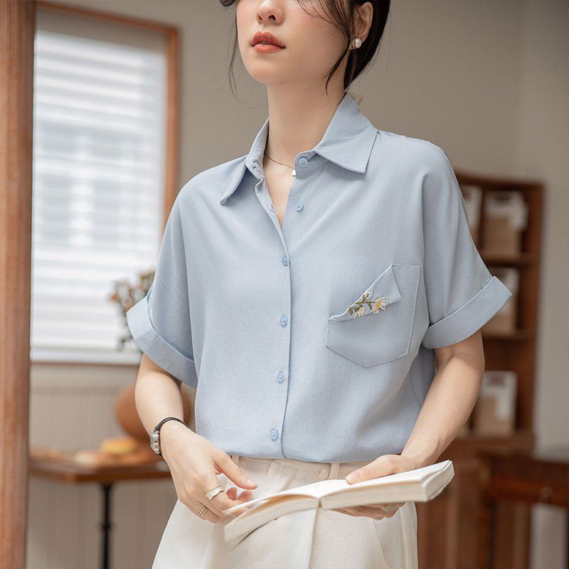 봄 여름 여성 브이넥 반팔셔츠 루즈핏 포켓자수 데일리룩 캐주얼 남방 면블라우스 - 상세 이미지 3