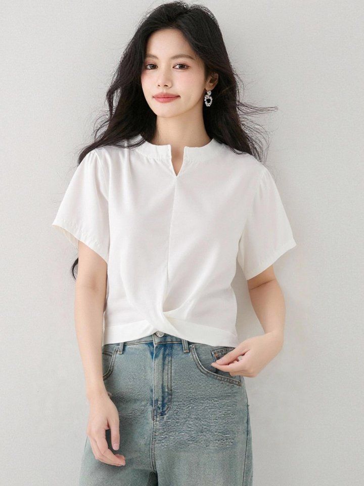 봄 여름 여성 브이넥 반팔블라우스 꼬임밑단 크롭 루즈핏 데일리룩 시원한 면티셔츠 - 상세 이미지 2