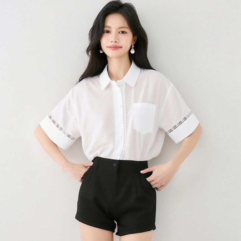 봄 여름 여성 카라넥 반팔셔츠 레이스배색 루즈핏 블라우스 데일리룩 오피스룩 면티 - 메인 이미지