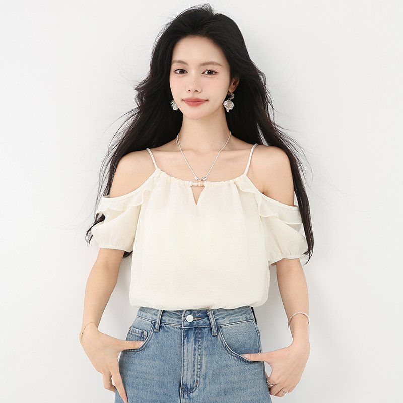 봄 여름 여성 오프숄더블라우스 반팔 루즈핏 끈나시 레이어드룩 데일리룩 시스루면티 - 메인 이미지