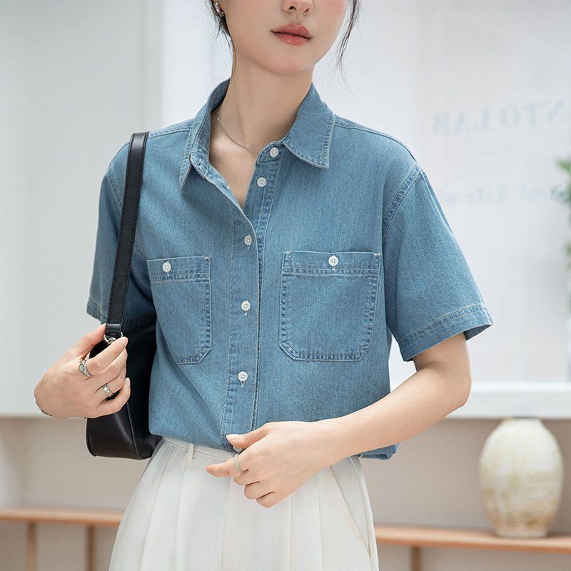 봄 여름 여성 브이넥 반팔셔츠 슬림핏 데님 데일리룩 캐주얼 남방 투포켓 면블라우스 - 상품 이미지