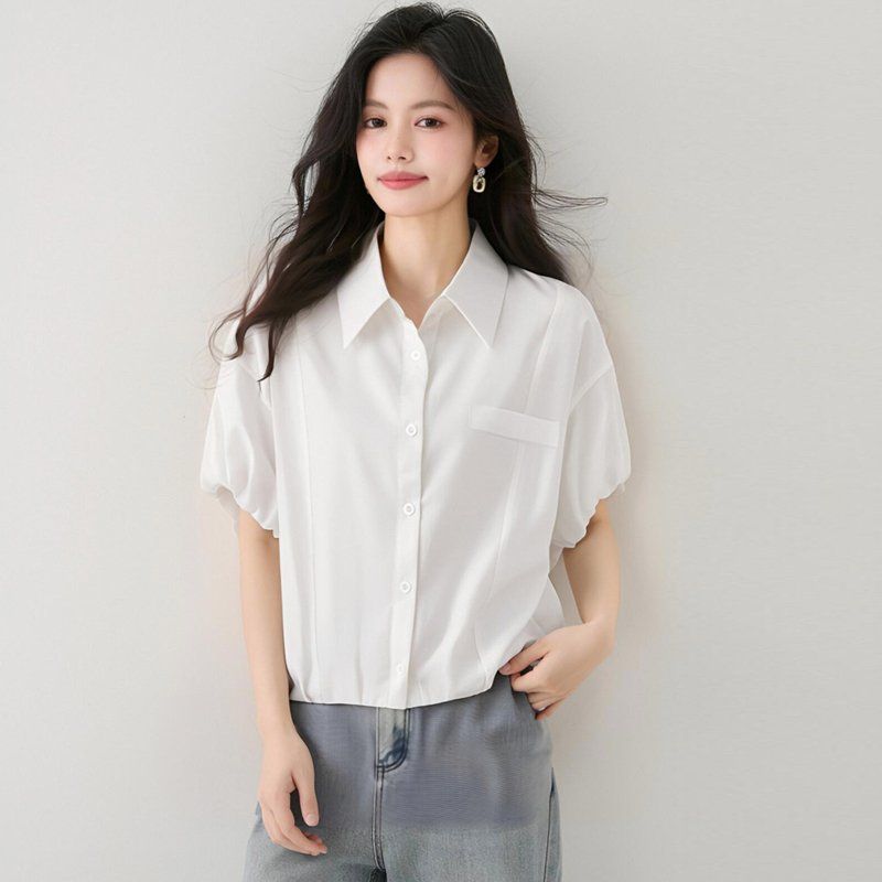 봄 여름 여성 카라넥 크롭셔츠 반팔 루즈핏 퍼프소매 데일리룩 오피스룩 면블라우스 - 메인 이미지