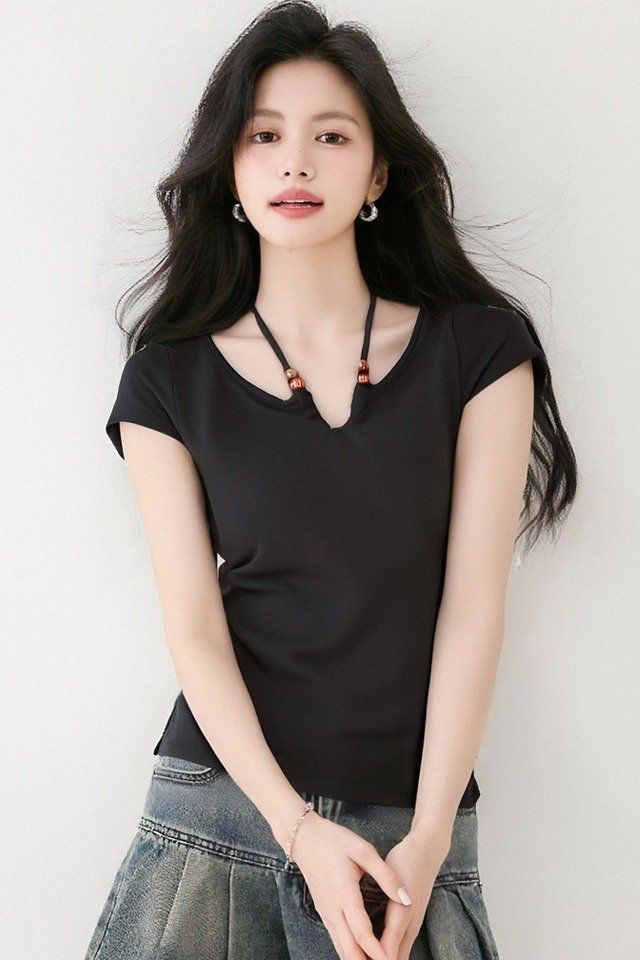 봄 여름 여성 브이넥 반팔티셔츠 백스트랩 슬림핏 홀터넥 데일리룩 캐주얼 면티셔츠 - 상세 이미지 5