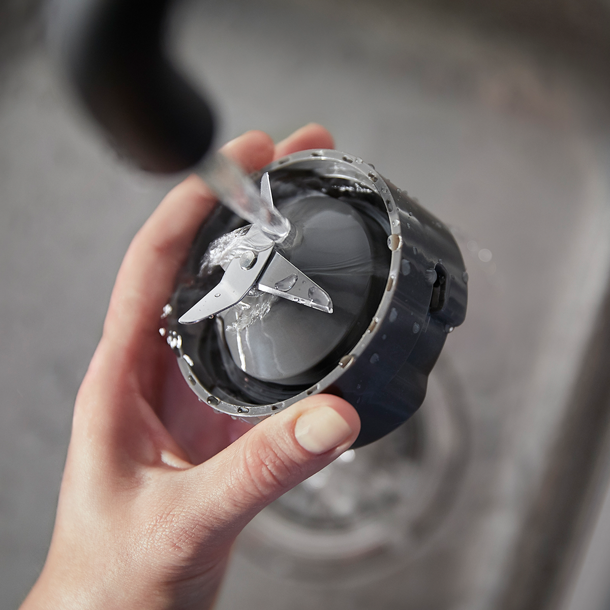 필립스 미니 블렌더 믹서기 메탈 텀블러 다지기 추가 구성 HR2604/80